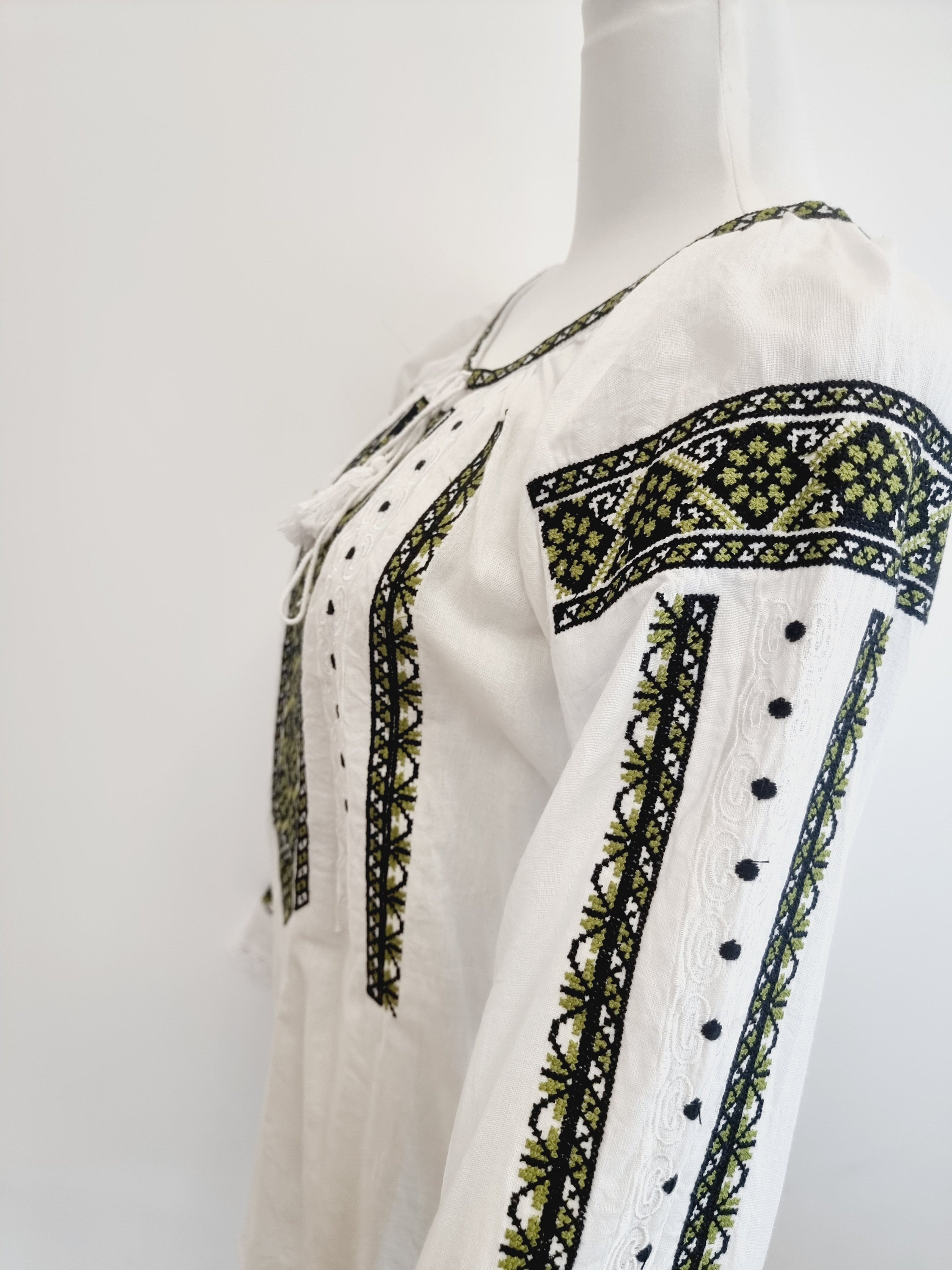 Hand Stitched Vintage Romanian Blouse Ie Romaneasca - Folk Costume