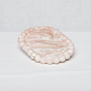 Jesmonite oval round bubble tray – Handcrafted creation, unique pocket emptier, interior decoration Mannino Home
