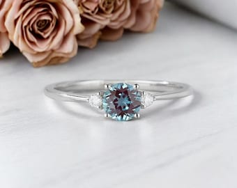 Round Cut Alexandrite Ring White Gold Engagement Ring Birthstone Ring Art Deco Color Change Wedding Ring Anniversary, Birthday Gift for her