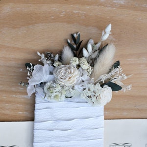 Rustikale Boutonniere mit weißen Blumen, Boutonniere für Männer, Elfenbeinfarben, Bräutigam-Accessoires, Corsage und Boutonniere-Set, Boutonniere für Bräutigam