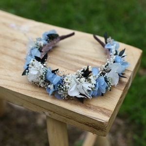 Blue Dainty Dried Flower crown Wedding Romantic Dried flower hair band Baby&#39;s breath flower crown Pale blue flower crown Dusty blue bridal