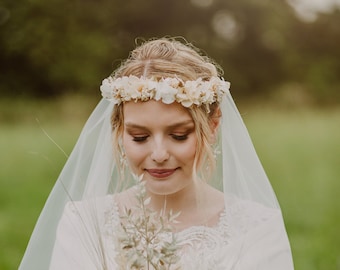 Natural white ivory flower crown Preserved baby's breath bridal headpiece Beige wedding accessories Dried flowers Rustic Bridal hair flowers