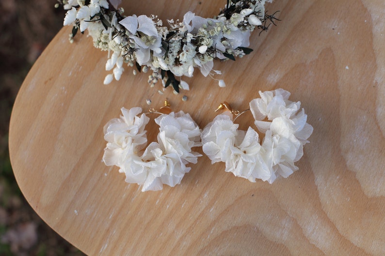 Witte bruidskrans Boho bruiloft Haar tiara Romantische Bruid bloemkroon Eucalyptus Krans voor Bruid Gipskruid haarband Groen Kroon afbeelding 7