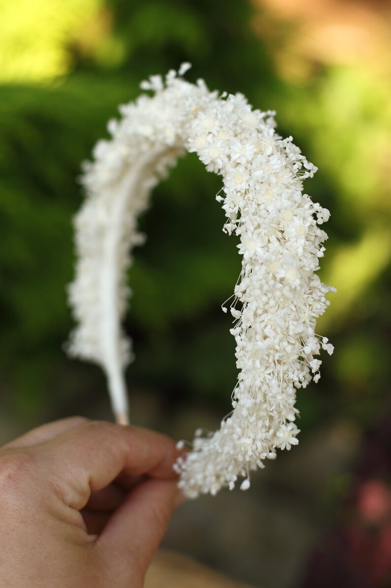 Natural dried flower headband, Ivory Bridal headpiece, White gypsophila wedding headpiece, Barn Rustic wedding Preserved flower hairband image 2