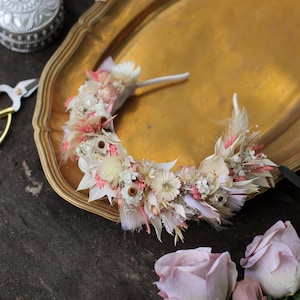Pastel Dried Flower Crown Headband Pink head garland Romantic floral wedding band Wedding Headpiece Spring wedding Bridesmaid Girl Crown