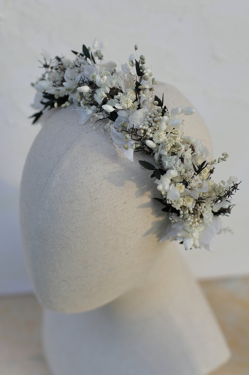 Witte bruidskrans Boho bruiloft Haar tiara Romantische Bruid bloemkroon Eucalyptus Krans voor Bruid Gipskruid haarband Groen Kroon afbeelding 10