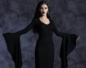 Morticia Dress: Black Gothic Vampire Costume with Puddle Train