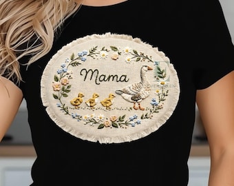 Realistische Goosecore Mama-borduurwerk PNG namaaksteek gerafeld patch digitaal shirtontwerp downloaden