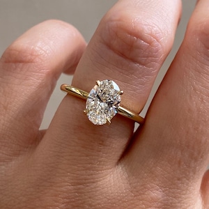 Anillo solitario de diamante cultivado en laboratorio de 1,50 quilates con forma ovalada – Anillo de compromiso ovalado con certificación IGI – Oro macizo o plata