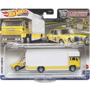 Puede incluir: Un camión de juguete amarillo y blanco con una caja blanca y una cabina amarilla. El camión lleva un coche de juguete amarillo y blanco con el número 48 en el lateral. El camión tiene las palabras "Fleet Flyer" impresas en el lateral. El camión y el coche de juguete son parte de la serie Hot Wheels Team Transport Car Culture.