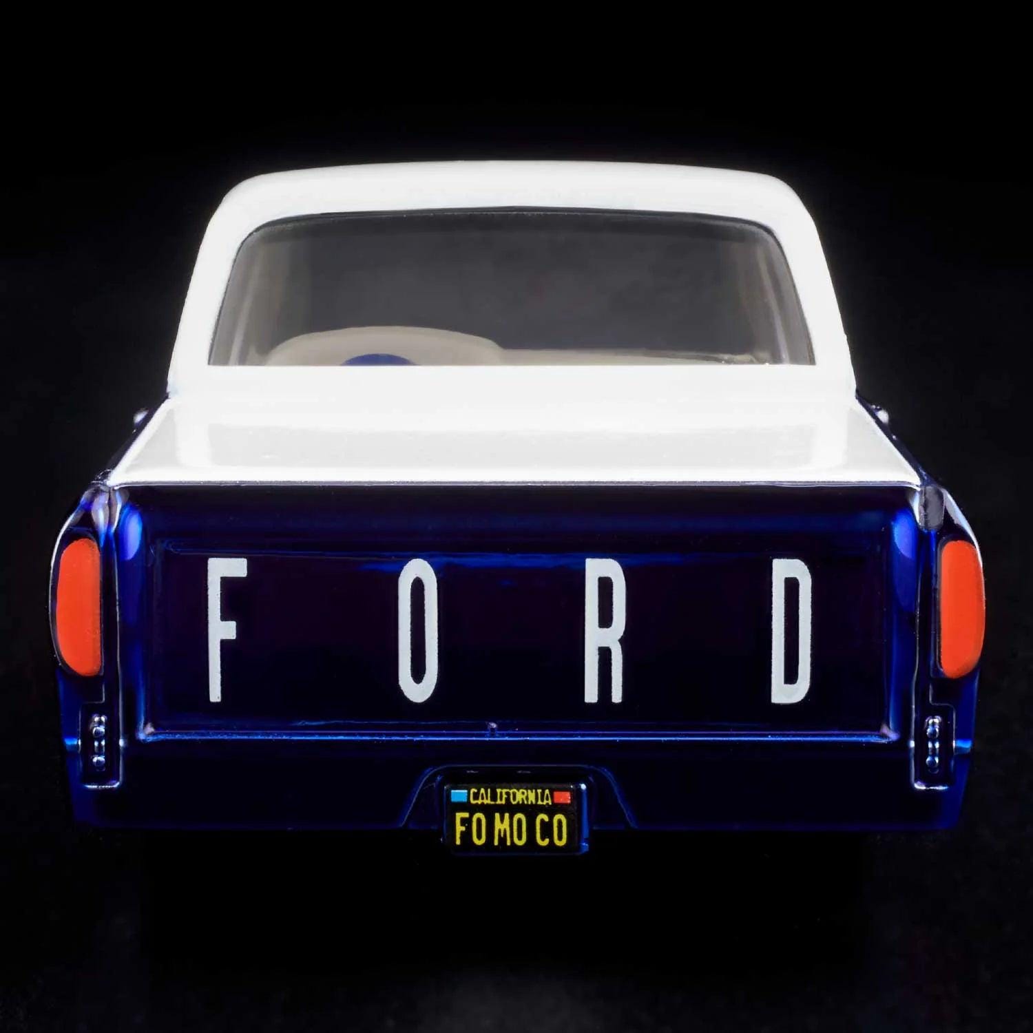 Hot Wheels 1:64 RLC Exclusive 1962 Ford F100 – Spectraflame