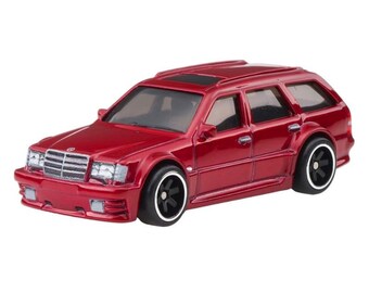 ホットウィール 1:64 メルセデス・ベンツ E 36 AMG レッド – カー