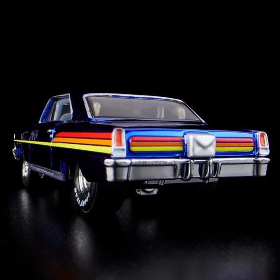 Hot Wheels 1:64 RLC Exclusive '66 Super Nova – Spectraflame Race