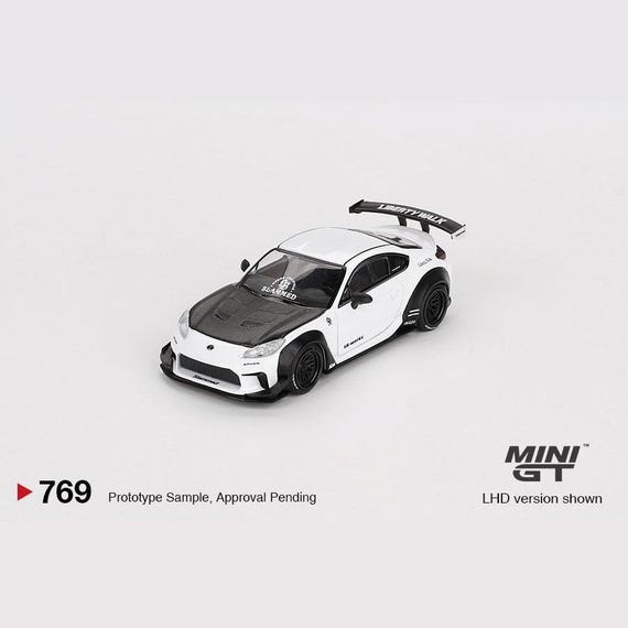 036 シトロエンGT グランツーリスモ1/18ダイキャストミニカー ドア開閉 MiniGT 1:64 トヨタ GR86 ポンドネイション ホワイト – #769 MGT00769