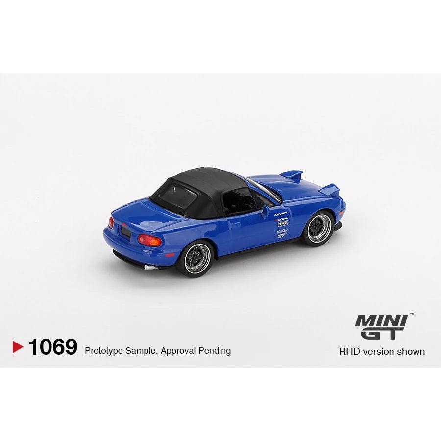 Mini GT 1:64 Mazda Miata MX-5 (NA) Tuned Version Dark Blue Lhd