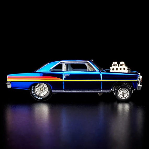 Hot Wheels 1:64 RLC Exclusive '66 Super Nova – Spectraflame Race Hot Wheels 1:64 RLC Exclusive '66 Super Nova – Spectraflame Race