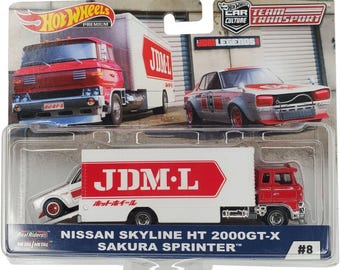 Hot Wheels 1:64 Nissan Skyline HT-X 2000GT & Sakura Sprinter