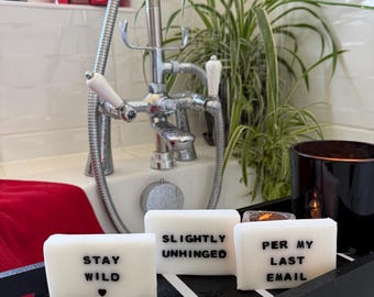 Saponette personalizzabili con citazioni - Saponi artigianali originali al burro di karité con frasi spiritose