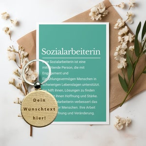 Maatschappelijk werker cadeaubon met gepersonaliseerde sleutelhanger hout, maatschappelijk werk, studies, straathoekwerker, werken met jongeren