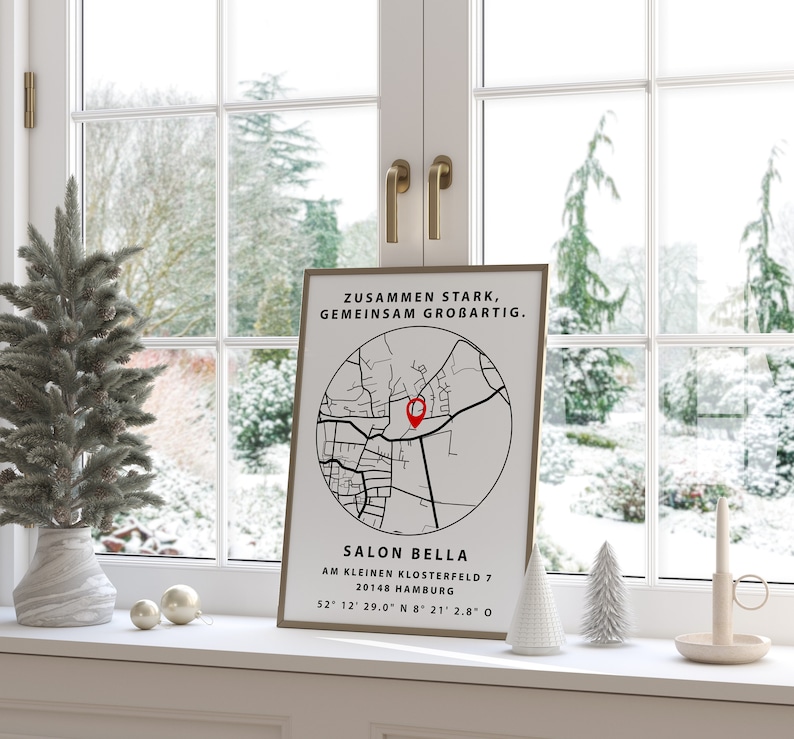 May include: A black and white poster with a map of a neighborhood and the text "Zusammen Stark, Gemeinsam Grobartig."  The poster also includes the text "Salon Bella, Am Kleinen Klosterfeld 7, 20148 Hamburg, 52&deg; 12' 29.0" N 8&deg; 21' 2.8" O".