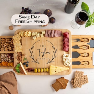 Bamboo Cheese Board, Personalized Cutting Board, Floral Engagement Gift For Couple, Personalized Charcuterie Board, Engraved Wedding Gift