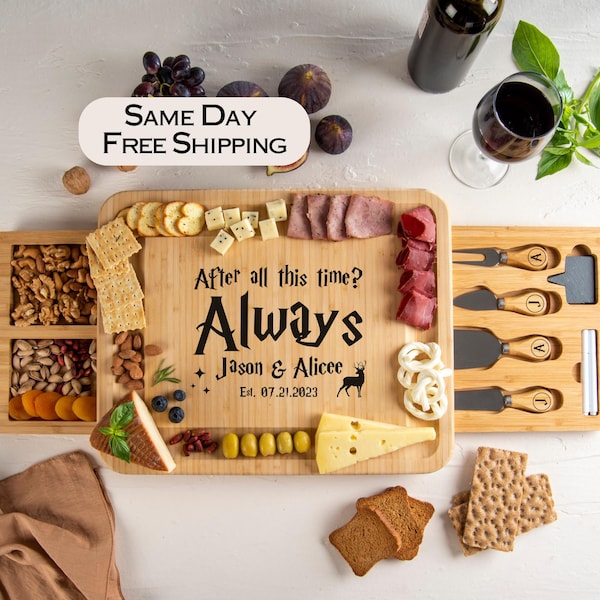 Tabla de quesos grabada personalizada, tabla de mago, tabla de cortar mágica, tabla de cortar hecha a mano, charcutería personalizada, regalo para pareja, aniversario, inauguración de la casa