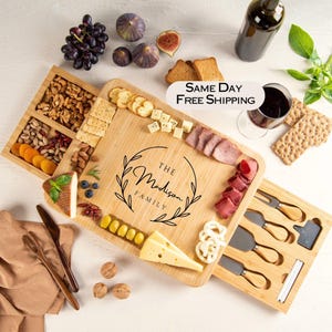 Personalized Charcuterie Board, Custom Cheese Board, Christmas gift for Mom, Wife, Home Wedding Gifts, Couple Gifts, Housewarming Gift Idea