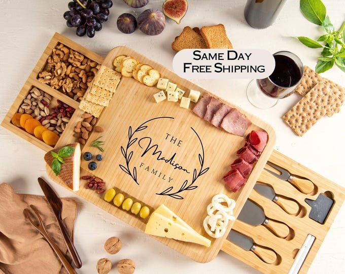 Personalized Charcuterie Board, Custom Cheese Board, Christmas gift for Mom, Wife, Home Wedding Gifts, Couple Gifts, Housewarming Gift Idea
