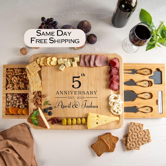 ANARCHO MOUNTAINEERS 寄木細工 プレートセット 5th Anniversary Gifts, Personalized Charcuterie Board, 5th Wedding