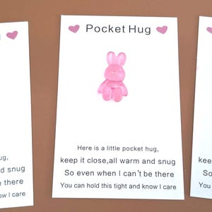 Pocket Hug - Taschen Umarmung, Osterhase Pink, Geschenk für liebe Menschen, Liebe