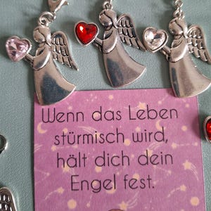Schutzengel Anhänger mit Glücksstein, Karte und Organza Säckchen, Rückseite der Karte ist frei für eigenen Text, 5 cm Anhänger für Rucksack