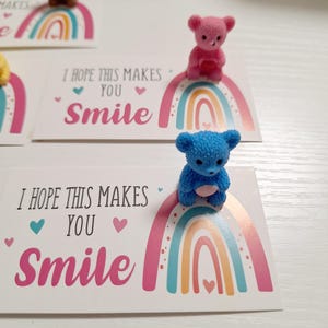 Pocket Hug, Mutmacher Bär, mit Verpackung, Glücksbringer für das neue Jahr, I hope this makes you smile Karte, Aufmunterung