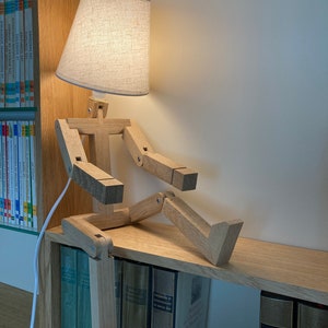 Wooden snowman lamp