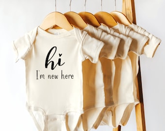 Hi Im Here Newborn Bodysuit, New Baby Bodysuit, Newborn Coming Home Outfit, Go Home Outfit, Newborn Gift, Hospital Outfit for Newborn Baby