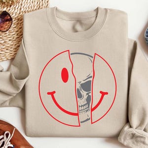 I&#39;m Broken Shirt, Happy Face Skull T Shirt, Funny Halloween Sweatshirt, Inside Broken Tee,  Skull Sweater, Funny Skull Halloween T-Shirt