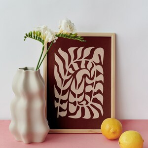 Abstract Plant Leaves Poster Glicée Print. Scandinavian Wall Art. Retro Art Wall for Living & Dining Room. Trendy Maximalist Home Decor Brown & Cream
