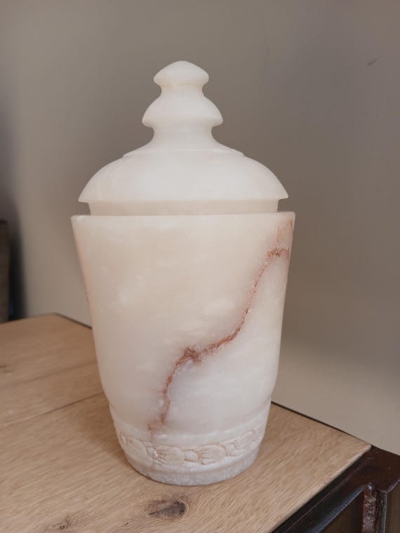 RARE Apothecary jar with alabaster lid, 22 cm high, raw stone View 4