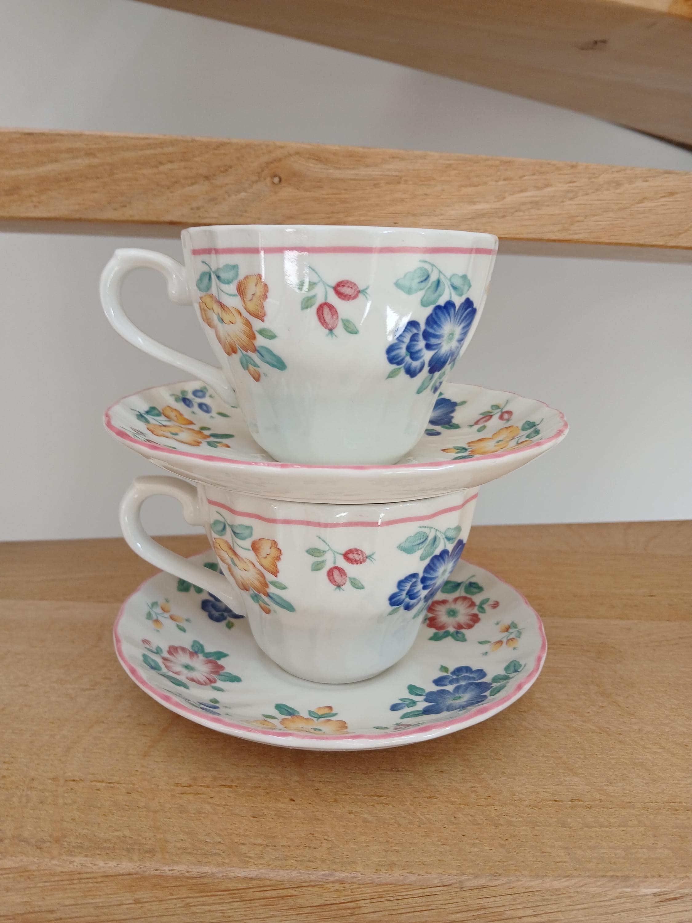Lot De 8 Tasses Staffordshire Motif Cerises, Autumn Fayre, Angleterre