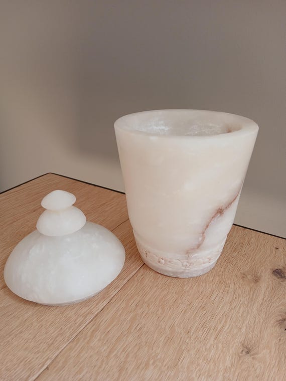 RARE Apothecary jar with alabaster lid, 22 cm high, raw stone View 6