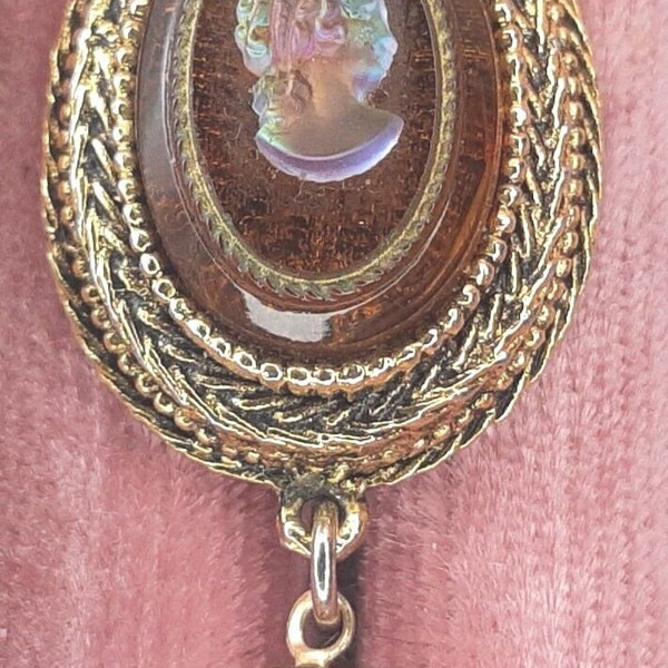 Vintage Irridescent Cameo Brooch With Amber Dangling Rhinestone