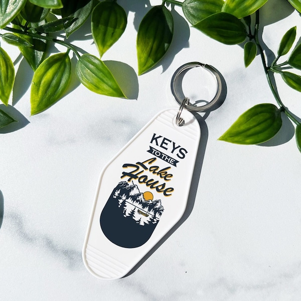 Keys To The Lake House Motel Keychain, Cute Retro style Keychain Gift, Housewarming Gift Reminder Lake House Keychain