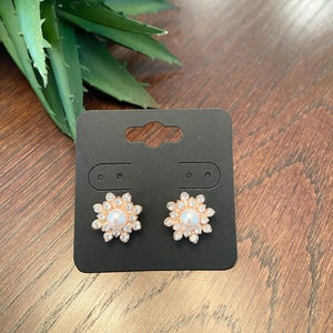 Beautiful Pearl, Gold and Crystal Special Occasion Earrings