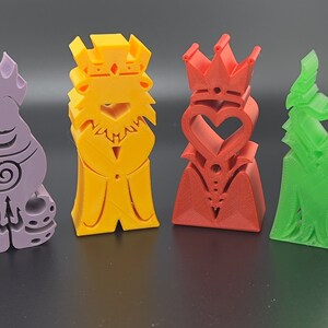 All the gang is here!
