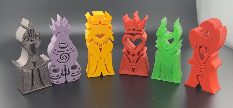 All the gang is here!
