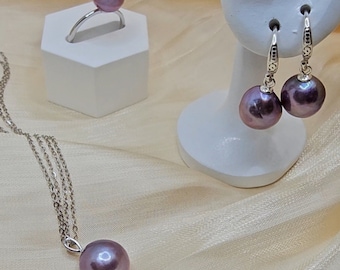 Ohrhänger, Halskette und verstellbarer Ring aus natürlichen, dunkelmetallischen, violetten Perlen aus S925. Juni-Geburtsstein, Geburtstagsgeschenk, Muttertag, für sie.