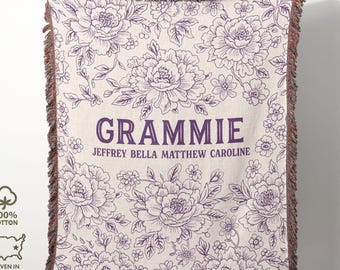 Custom Grammie Gift, Vintage Floral Blanket with Kids Names, New Grandma, Loving Mother’s Day