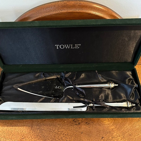 Vintage Towle Silverplate Cake Knife and Server Set in Original Box