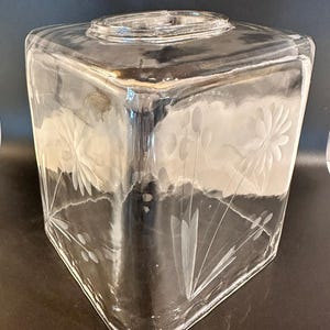Vintage Lead Crystal Tissue Box Cover with Embossed Cut Flowers