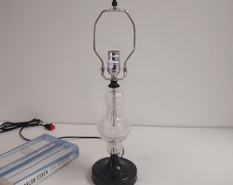 Lampada da tavolo vintage in vetro molato - ristrutturata