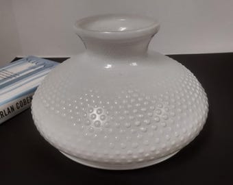 Vit hobnail-glasskärm för en 25 cm montör